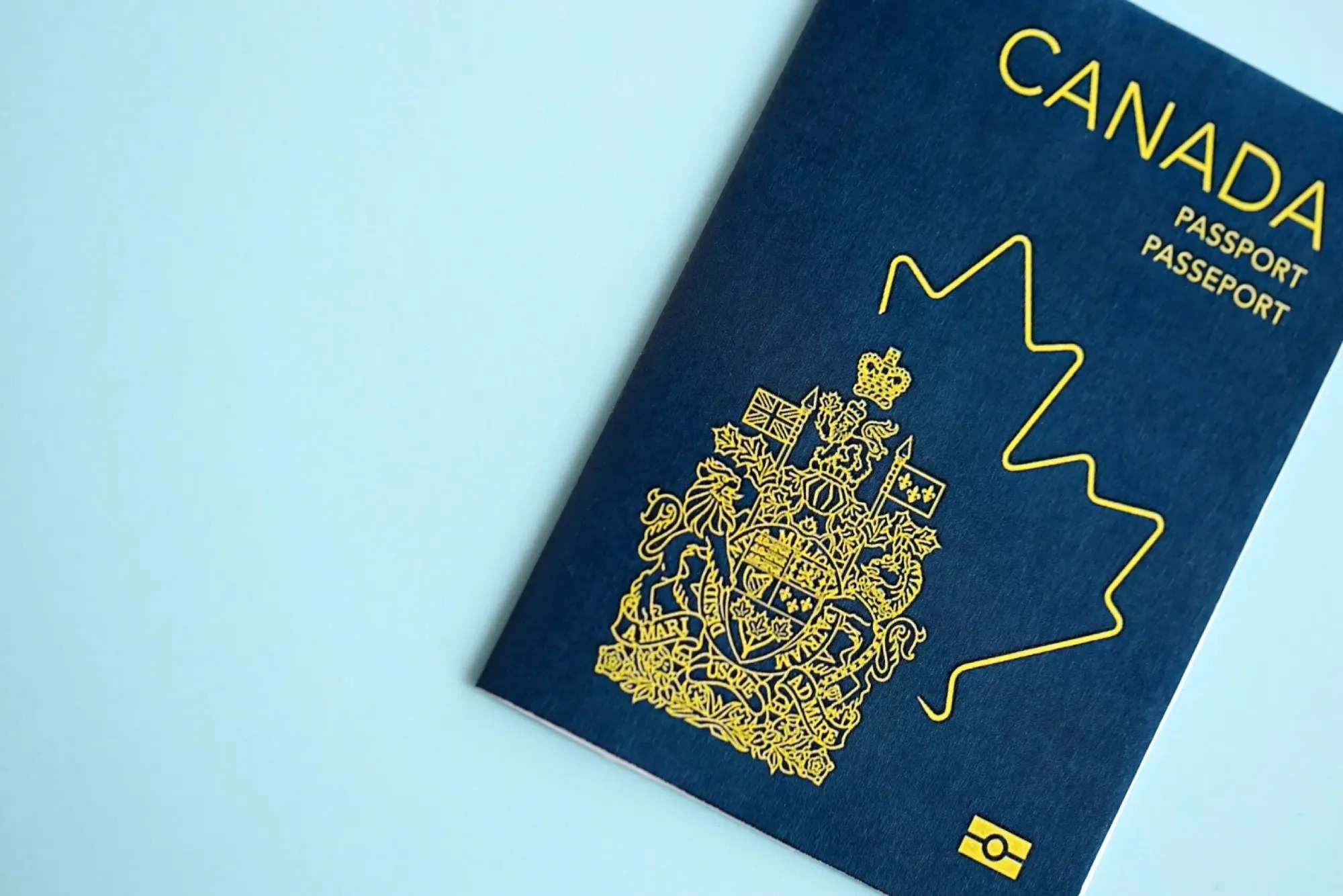 Canadian passport for those who want to do business immigration.